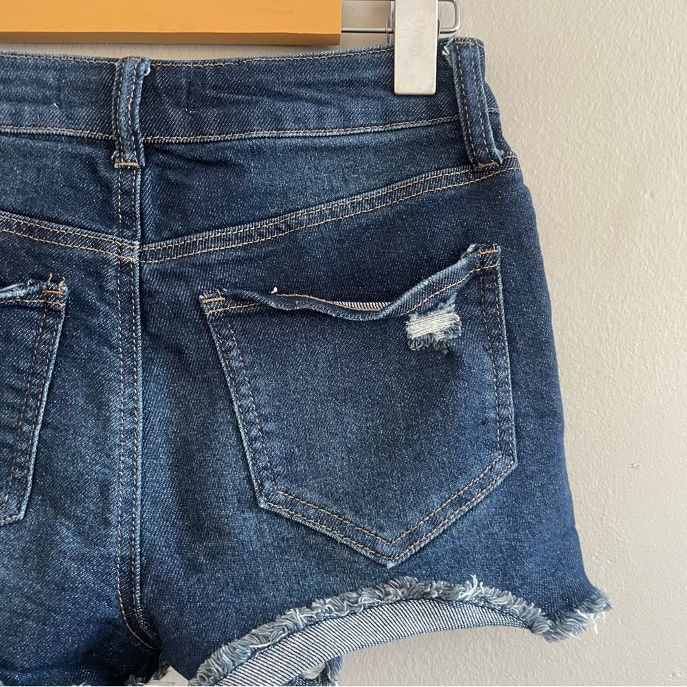 Sonoma SO Dark Blue Distressed Jean Shorts 2” Inseam - Size 25 (Size 1) EUC - Picture 11 of 16